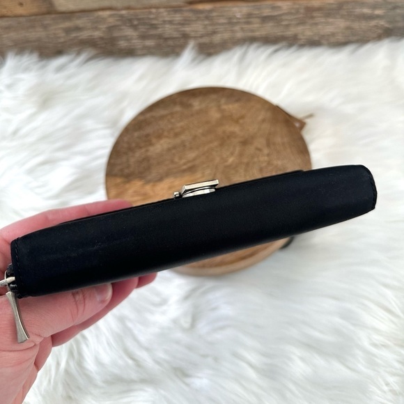 KATE SPADE ♠️ | Nylon Bifold Wallet - Picture 3 of 5